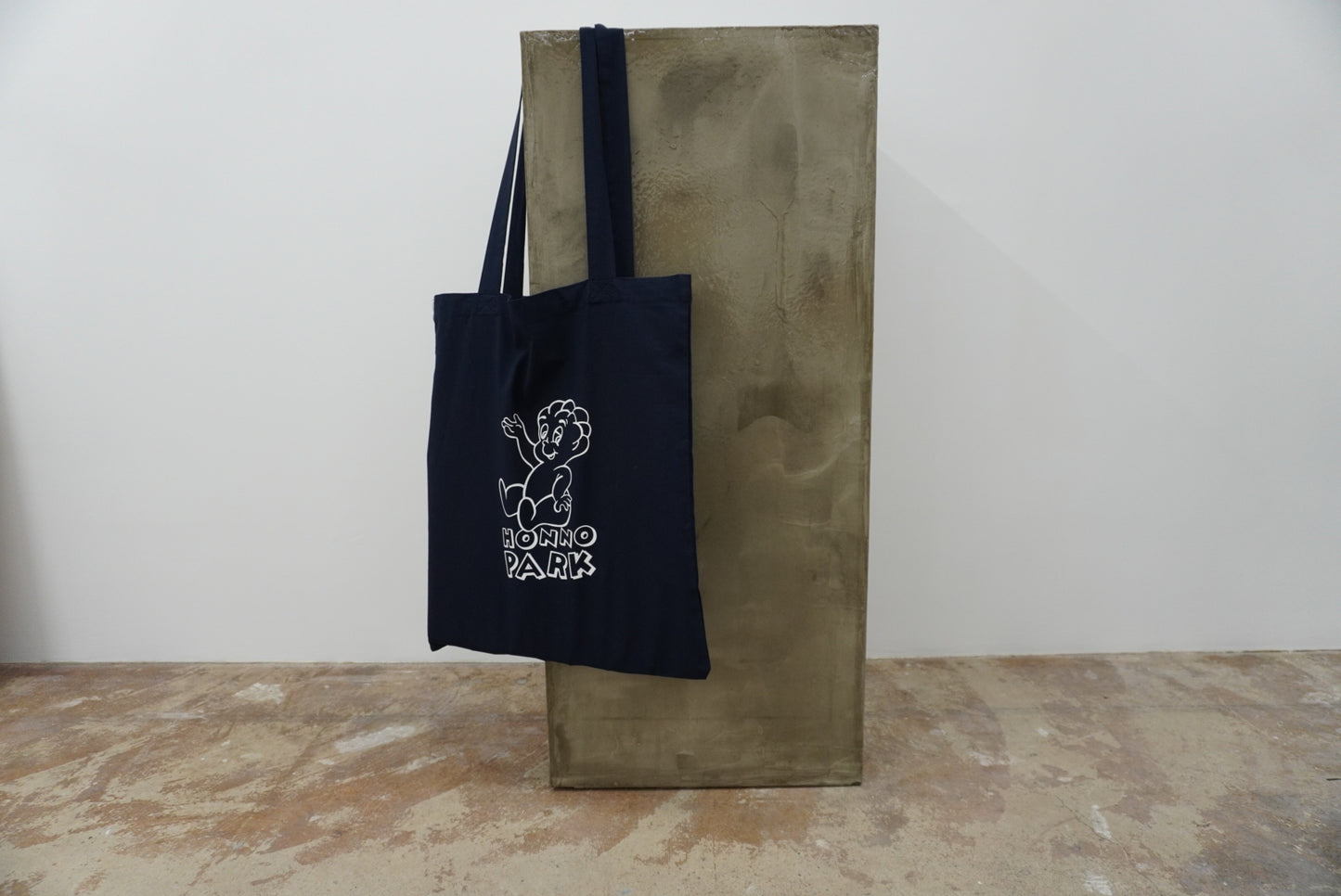 BRAINY TOTE BAG(NAVY)