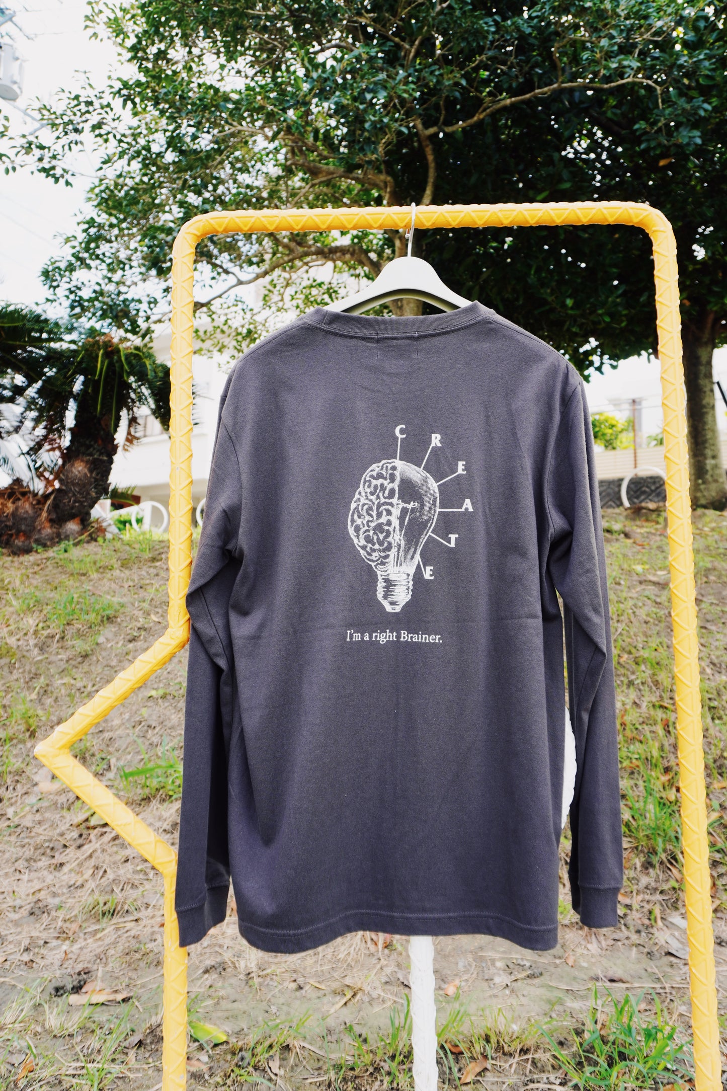 RIGHT BRAINER PRINT L/S Tee(SUMI BLACK)