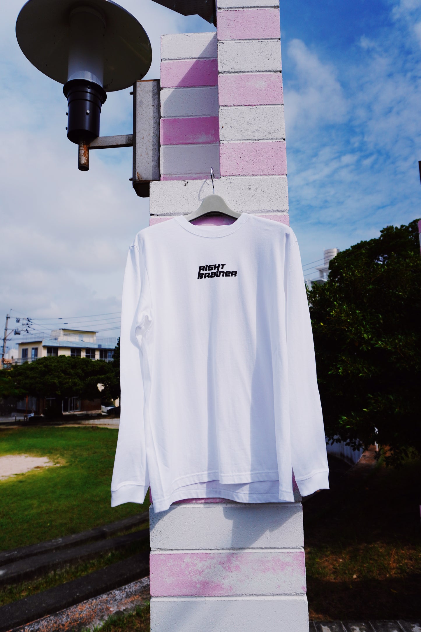RIGHT BRAINER PRINT L/S Tee(WHITE)