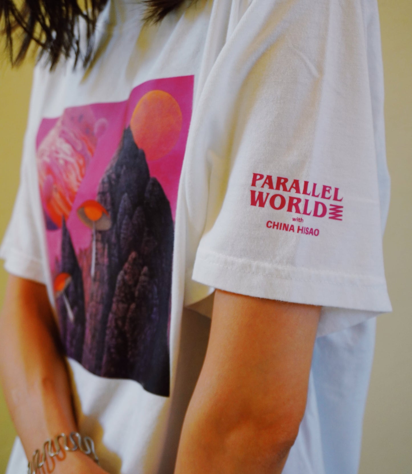 HONNO PARK✖︎知名久夫“地球外”BIG PRINT S/S Tee