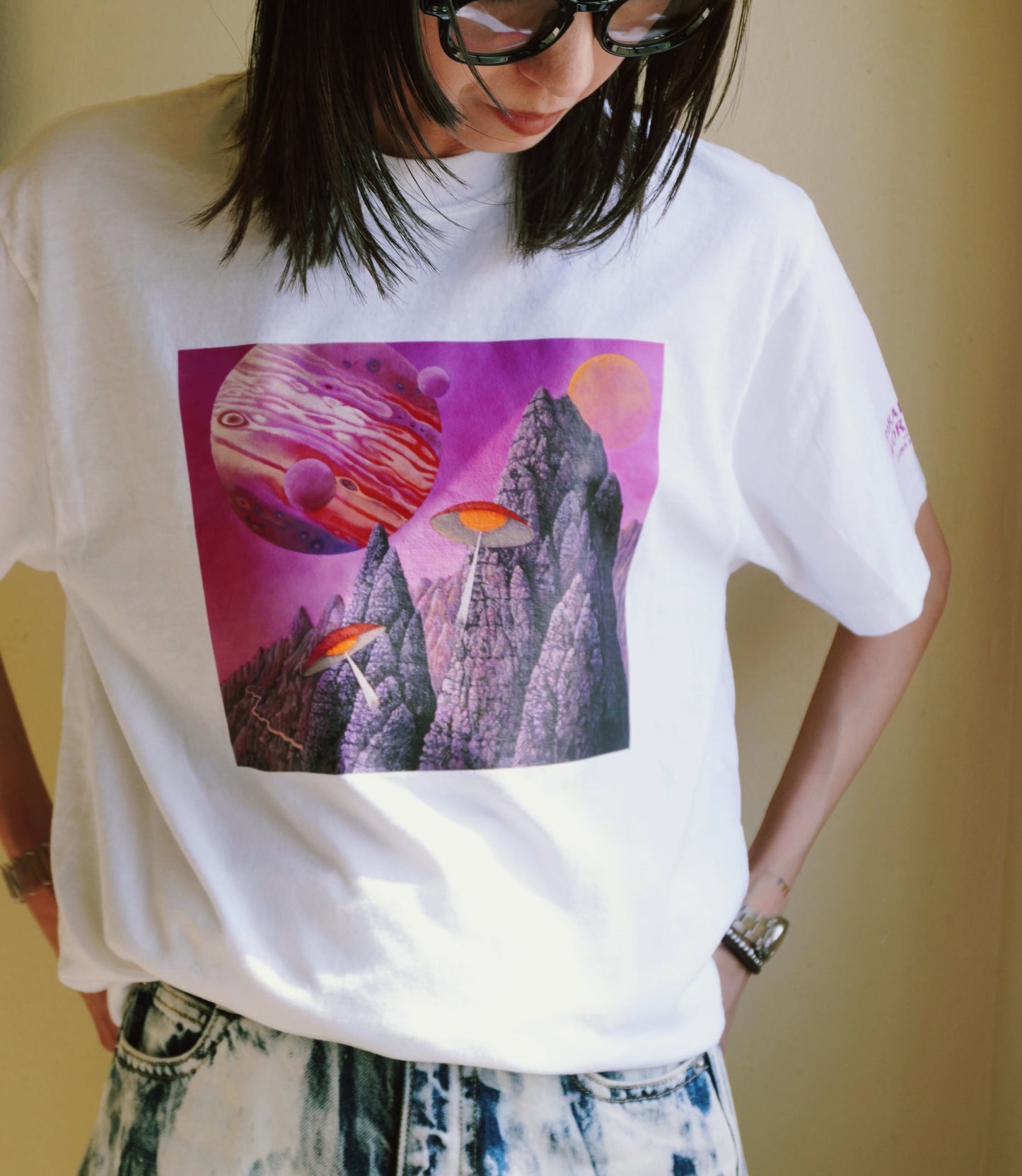 HONNO PARK✖︎知名久夫“地球外”BIG PRINT S/S Tee
